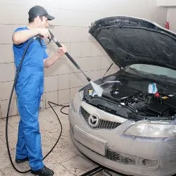 Автомойка и химчистка в специализированном автосервисе