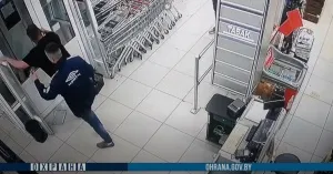 Двоих гомельчан объявили в розыск за хулиганство, позже они сами пришли в милицию  с повинной