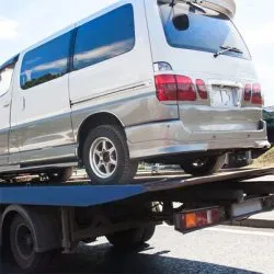 Автоэвакуатор на выгодных условиях и по доступной цене