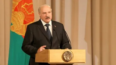 Лукашенко недоволен физической подготовкой офицеров: «некоторые в люк не влазят!»