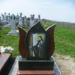 Гранит – лучший материал для изготовления памятников