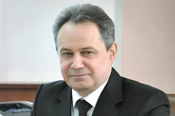 Председатель областного объединения профсоюзов Петр Кириченко: «В трудное для страны время мы должны подставить ей плечо»