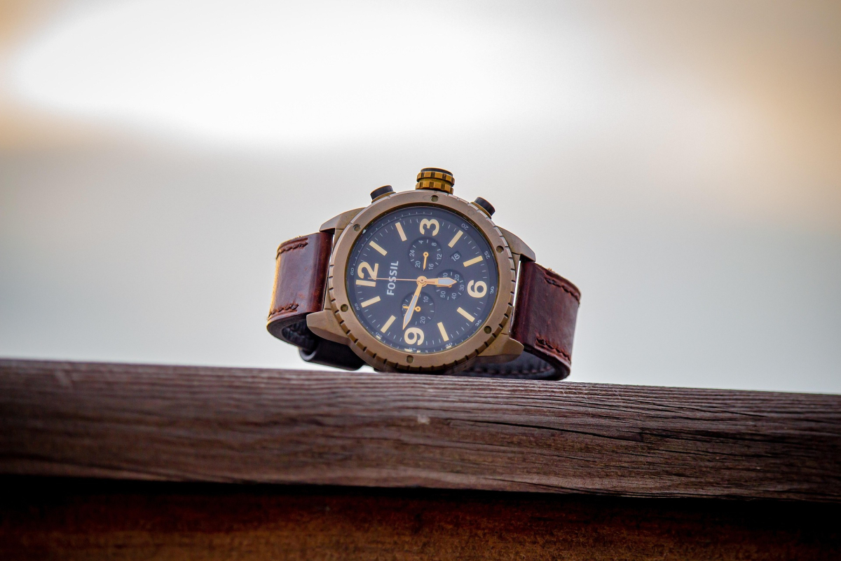 kampfmonchichi-wrist-watch-7953062_1920.jpg
