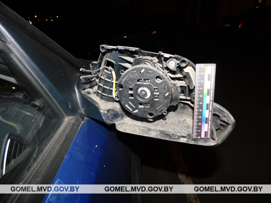 Новобелица_удары по авто 03.jpg Новобелица_удары по авто 03.jpg