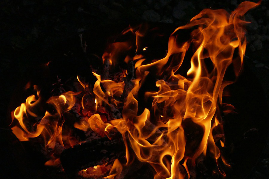 fire-2568411_960_720.jpg