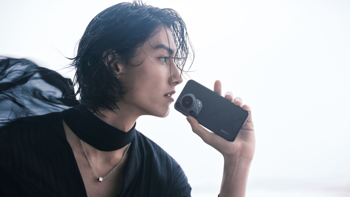 Huawei Pura 70 Ultra (1).jpg Huawei Pura 70 Ultra (1).jpg