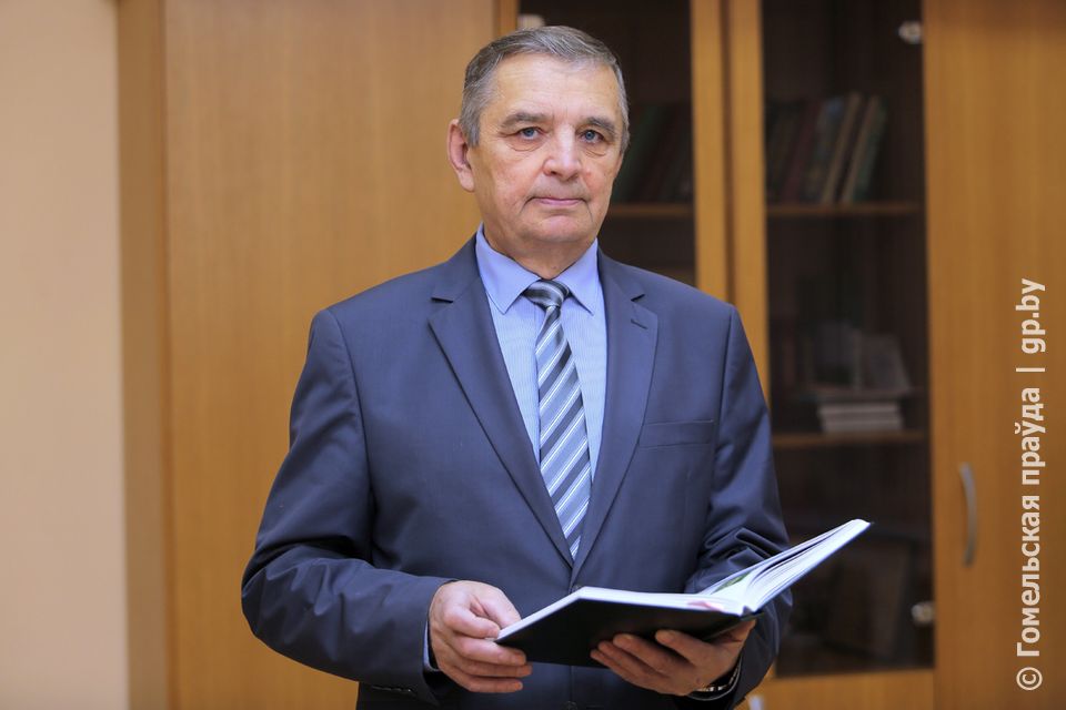 4E69870.JPG