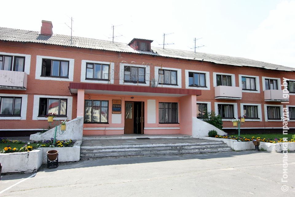 Петриков_гостиница Припять_2011 год.jpg