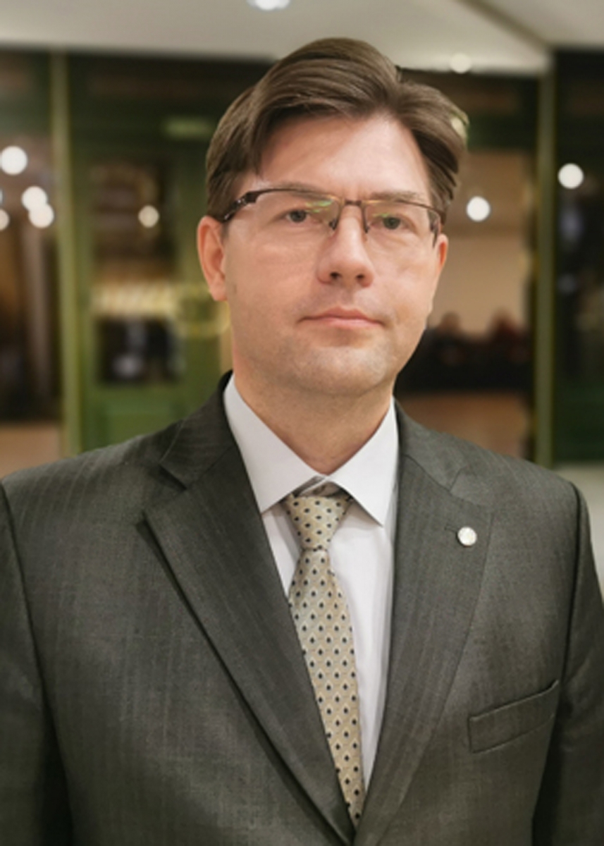 Костенко_Аррдрей.jpg