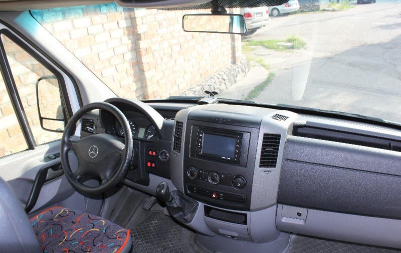 Mercedes-Benz-Sprinter17.jpg Mercedes-Benz-Sprinter17.jpg