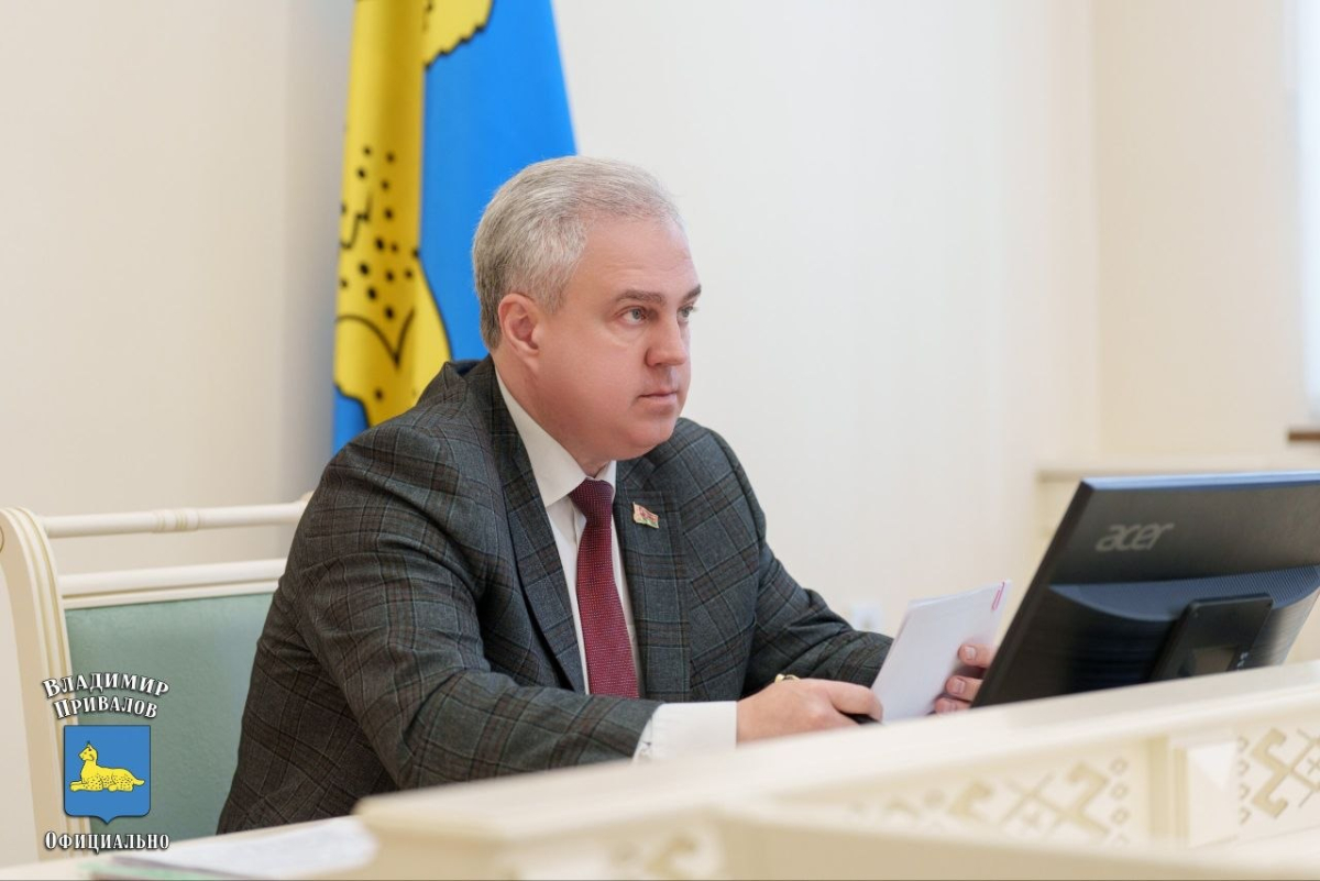 В Гомеле согласованы новые назначения и продлены контракты с руководителями В Гомеле согласованы новые назначения и продлены контракты с руководителями