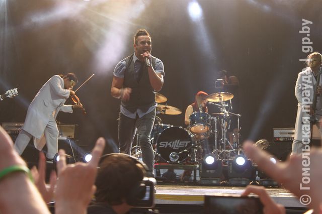 Skillet (2).JPG