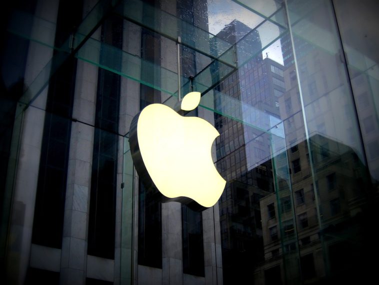 apple-758x569.jpg