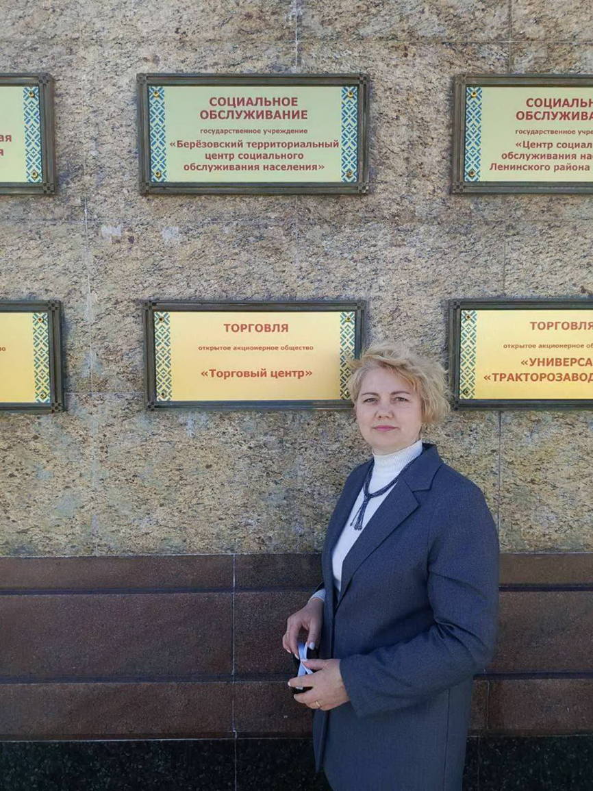 фото руководителя.jpg