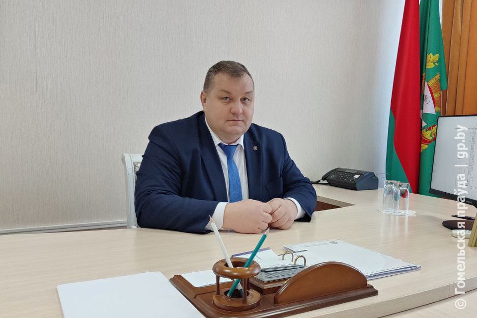 Заместитель председателя облисполкома Дмитрий Петрожицкий на приёме граждан Дмитрий Петрожицкий провёл приём граждан: аренда, долги и проверка документации