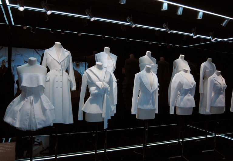 Dior-10-1.jpg Dior-10-1.jpg
