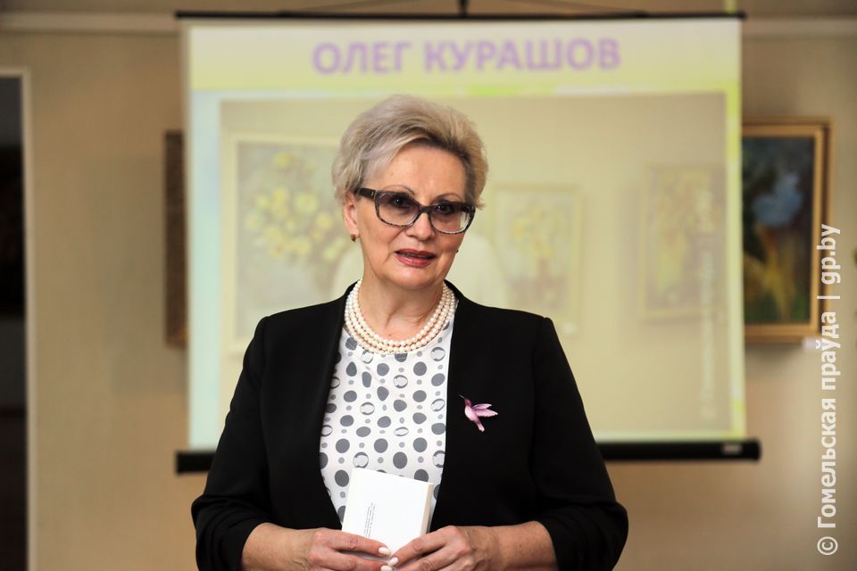 В Светлогорске открылась выставка картин Олега Курашова