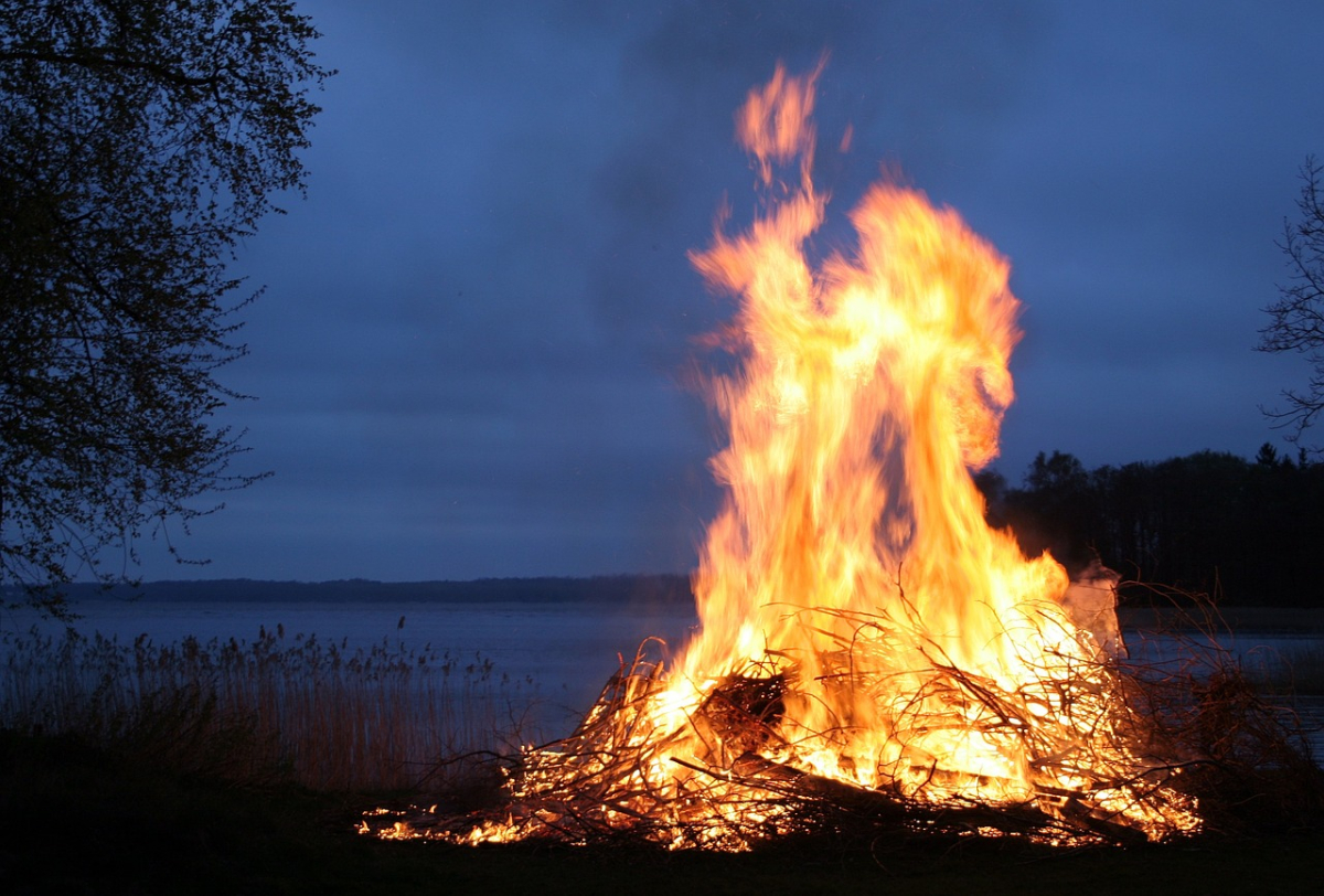 fire-123784_1280.jpg fire-123784_1280.jpg