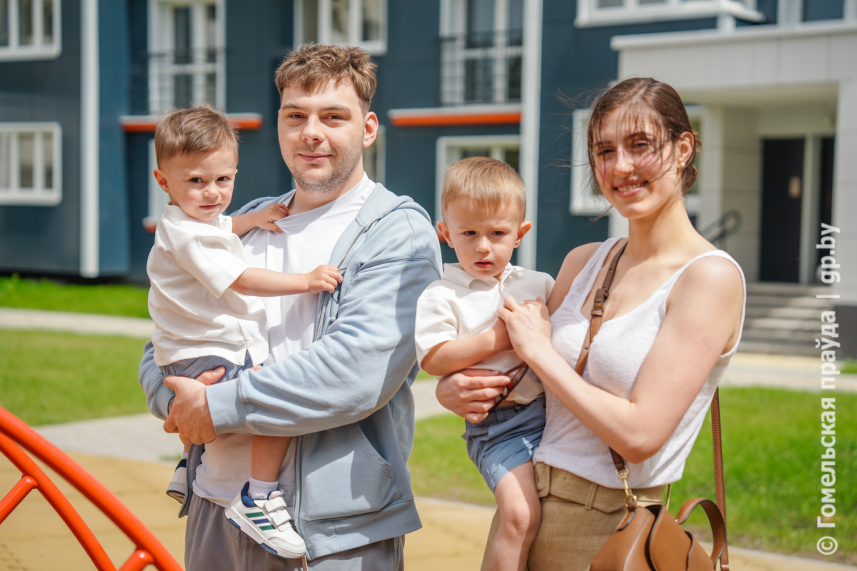 family-13.jpg family-13.jpg
