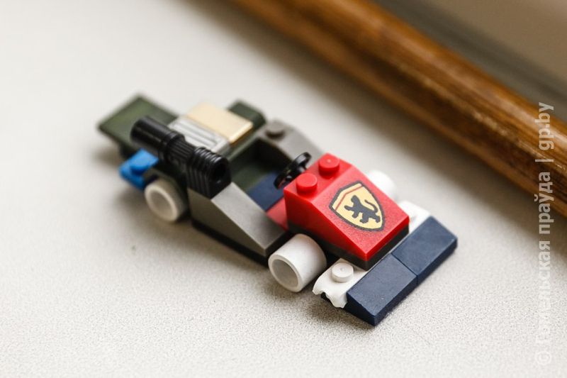 k4PW1pKXX70.jpg