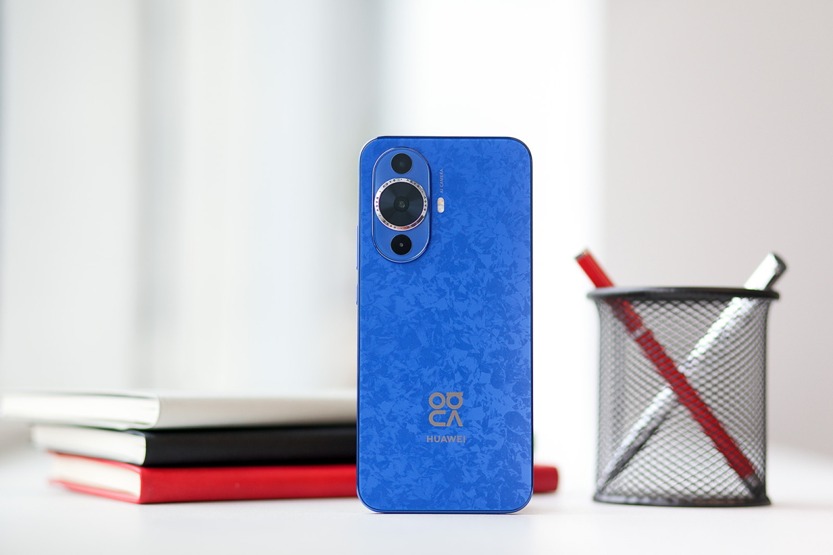 Huawei nova 12S.jpg