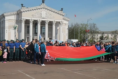 Объединиться и зарядиться энергией. Более 3 000 человек участвовали в общеобластном  легкоатлетическом забеге в Гомеле 