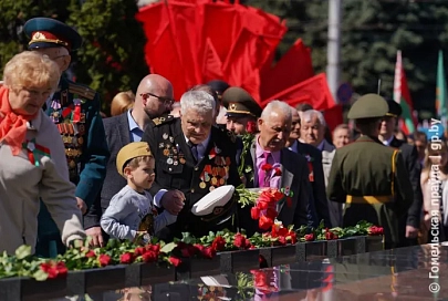 Праздничное шествие и митинг на День Победы в Гомеле