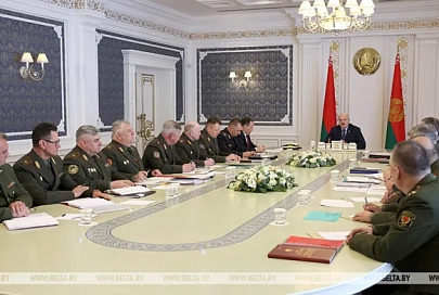Президент поддержал предложения по формированию гособоронзаказа на 2022 год
