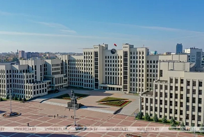 Правительство Беларуси предлагает кардинальные меры, но Лукашенко не спешит с выводами