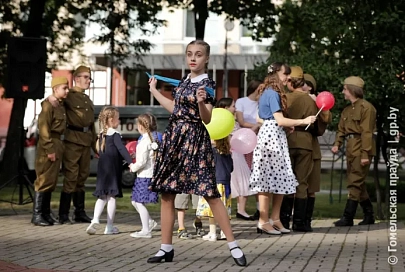 Огонь войны души не сжег: концерт-реквием в сквере имени Громыко