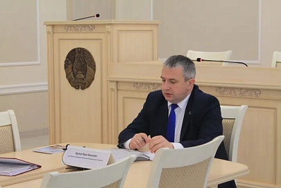 Губернатор Иван Крупко провел в Калинковичах прямую линию и личный прием граждан 