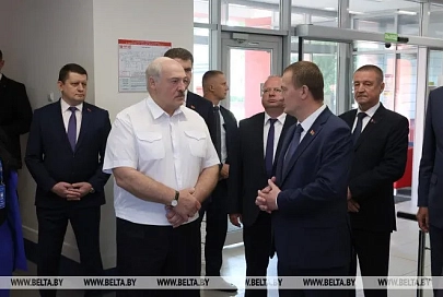 Лукашенко поручил до конца года наладить в Беларуси производство упаковки для продуктов питания