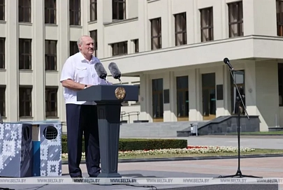 Очень родное и важное, что ни в коем случае нельзя никому отдавать. Белорусы о госсимволах и истории