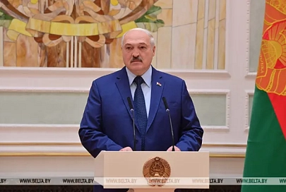 Лукашенко: мы выстояли и потому живем в мирной стране, но расслабляться пока рано