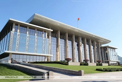 Лукашенко: в Беларуси всегда рады приветствовать тех, кто искренне желает стать гражданином страны