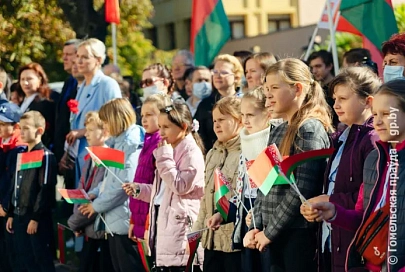 Афиша Дня народного единства на Гомельщине: молодежные фестивали, новые скверы и отремонтированные дороги