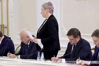 Белстат предложил Лукашенко ввести регулирование цены по всей цепочке. Правительство резко против