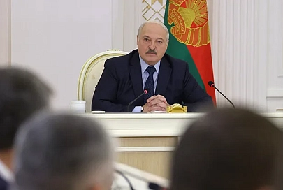 Лукашенко распорядился с 6 октября ввести запрет на повышение цен в Беларуси
