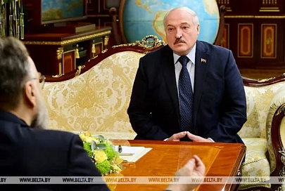 "Она должна созреть и лечь на сердце". Лукашенко о формировании государственной идеи