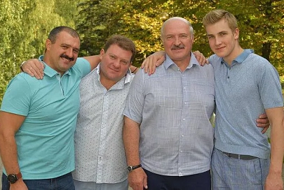 Поздравление Президента с Днем отца