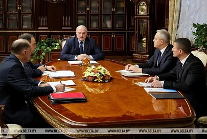 Лукашенко поставил задачу обеспечить безопасность в случае кибератак, но не создавать для этого новые центры