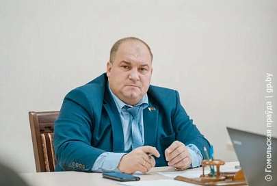 Отопление, канализация и работа автосервиса: первый заместитель председателя облисполкома Дмитрий Козел провел прием граждан