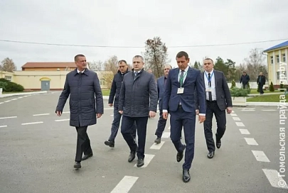 За сельским хозяйством будущее. Визит вице-премьера Леонида Зайца в Светлогорский район