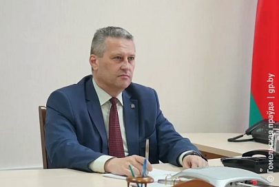 В квартире нет воды, помогите. Заместитель председателя облисполкома Андрей Конюшко провел прямую телефонную линию