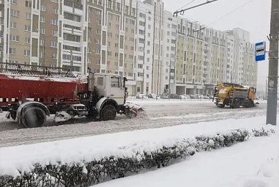 В Гомеле активно проходят снегоуборочные работы