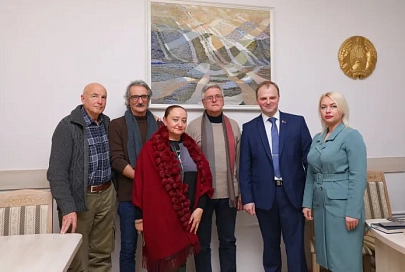 Вне политических разборок. Представители международной организации «Ира» из Италии обсудили вопросы сотрудничества с главным идеологом области