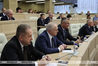 Сенаторы одобрили изменения в законы по вопросам налогообложения