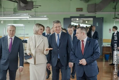 Это самое сложное швейное изделие… Делегация Башкортостана посетила ОАО "Коминтерн"