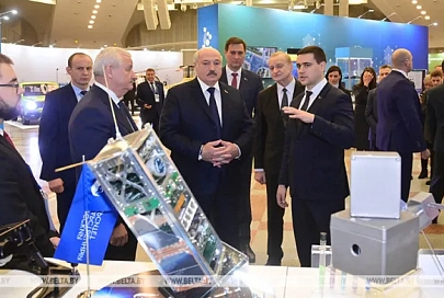 Глава государства о выставке "Беларусь интеллектуальная": надо всем показать, что делают наши ученые и что у нас есть будущее