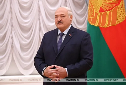 Лукашенко: нужно усиливать IT-роту, привлекая туда лучших